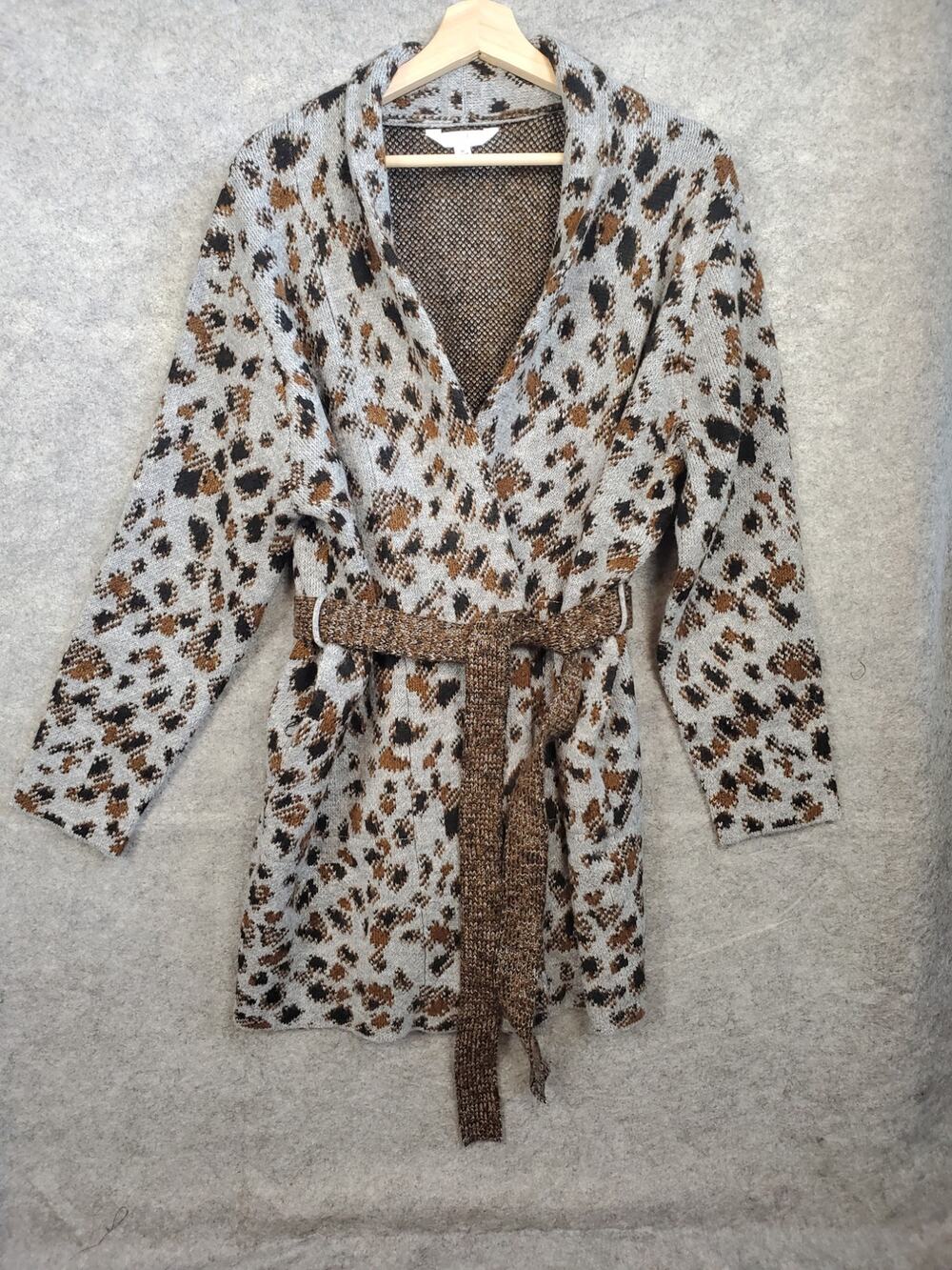 Women's Time & Tru Size XL Belted Animal Print Sweater Coat